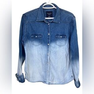 American Eagle jean denim shirt button down two tone ombre large